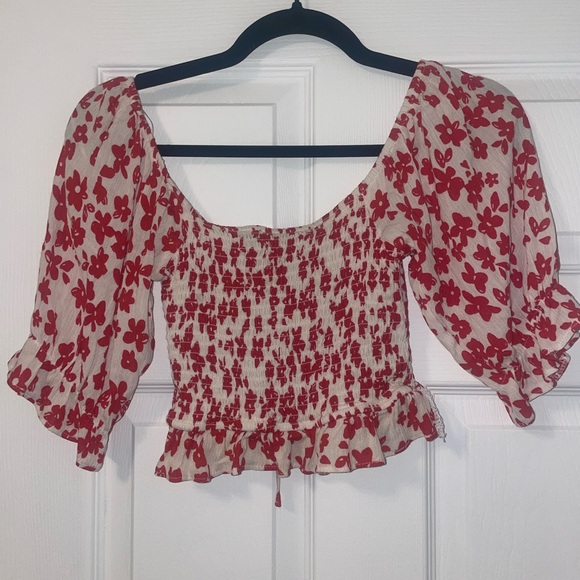 Kendall and Kylie shirt floral crop top - Picture 5 of 6